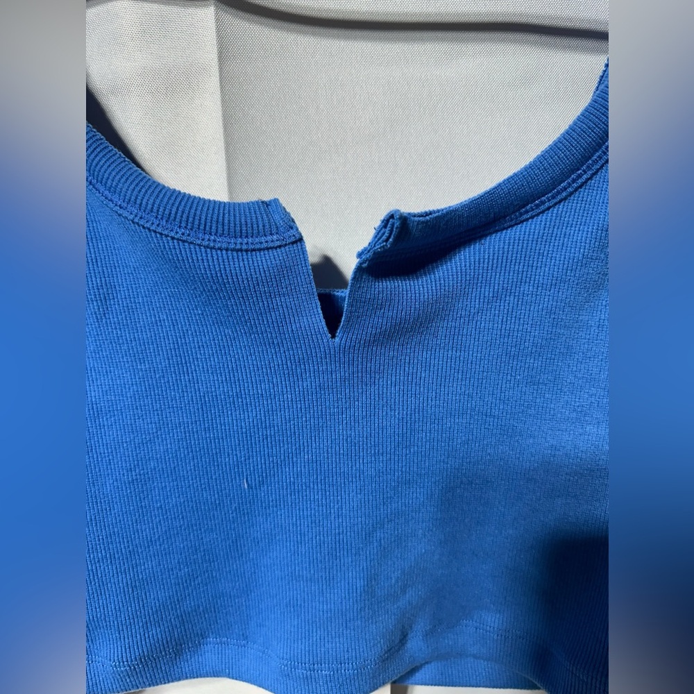 NWT Signature 8 Blue Ribbed Tank Top - Picture 3 of 6